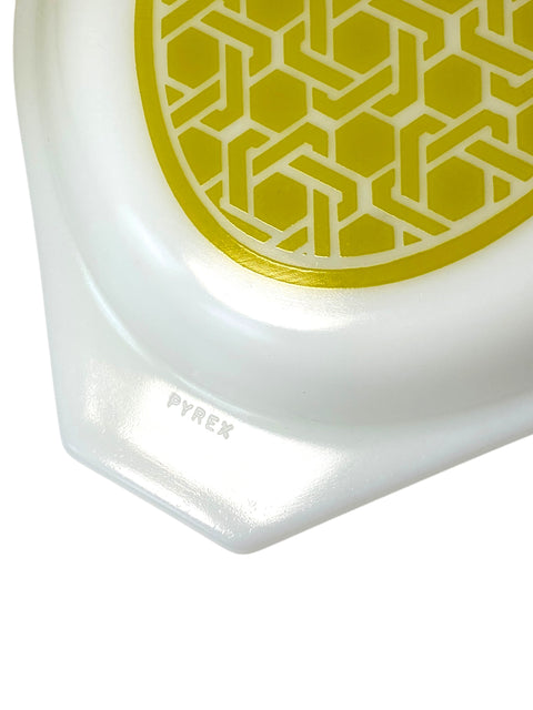 Vintage Pyrex Chartreuse Wicker Rattan Cane Corning Corelle Pink Milk Glass Oval Casserole Dish 1.5 Quart - Model 043