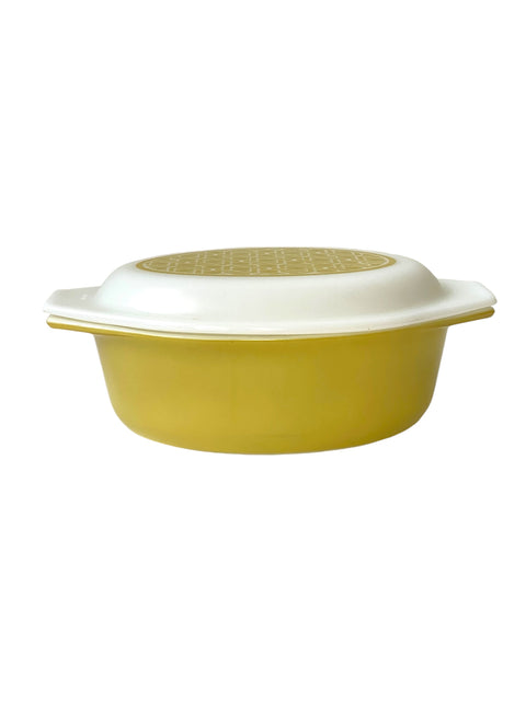Vintage Pyrex Chartreuse Wicker Rattan Cane Corning Corelle Pink Milk Glass Oval Casserole Dish 1.5 Quart - Model 043